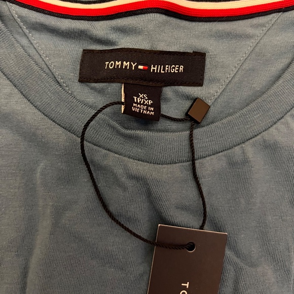 Tommy Hilfiger t shirt - Picture 2 of 2